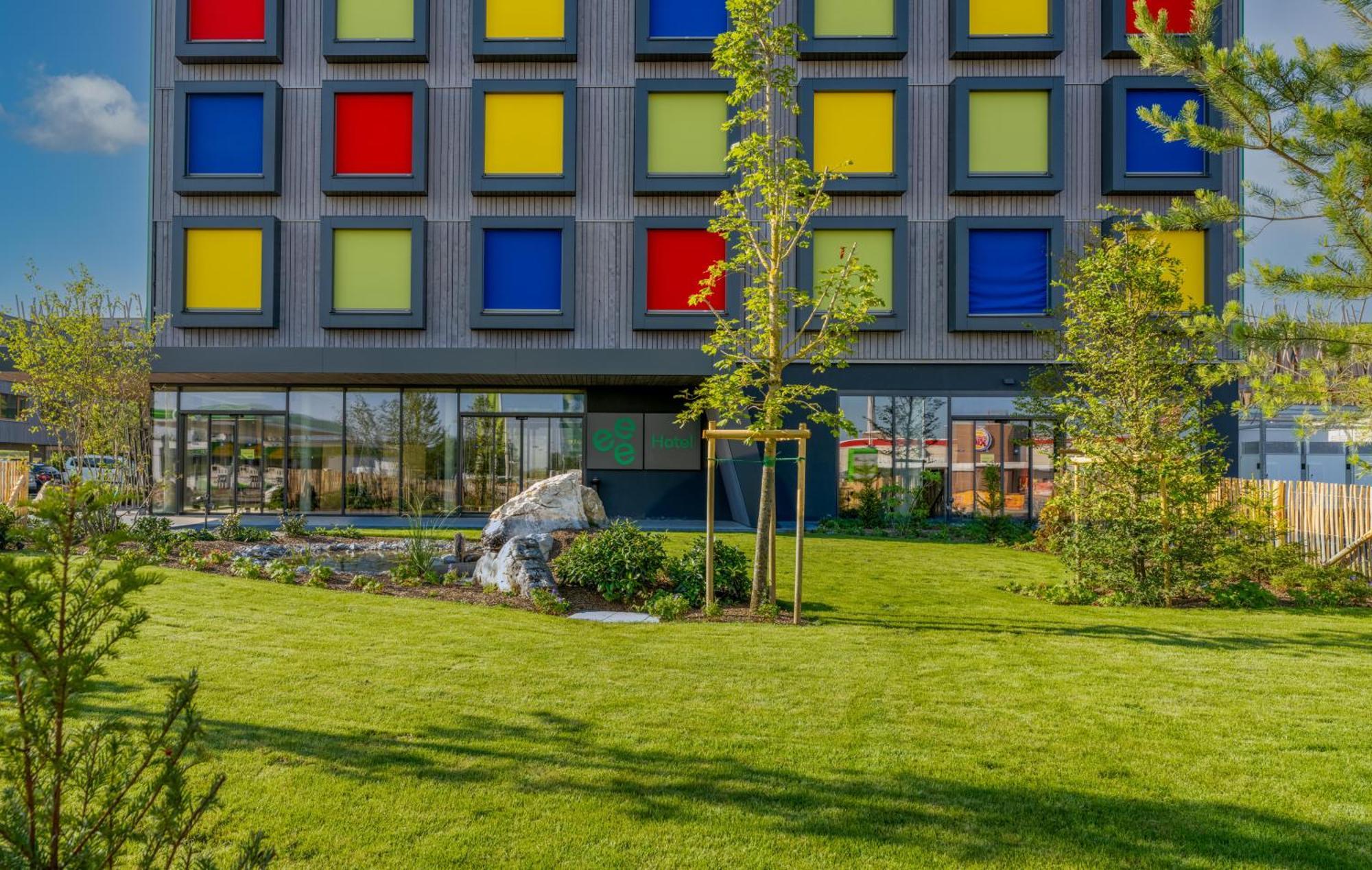 Eee Hotel Eberstalzell Екстериор снимка