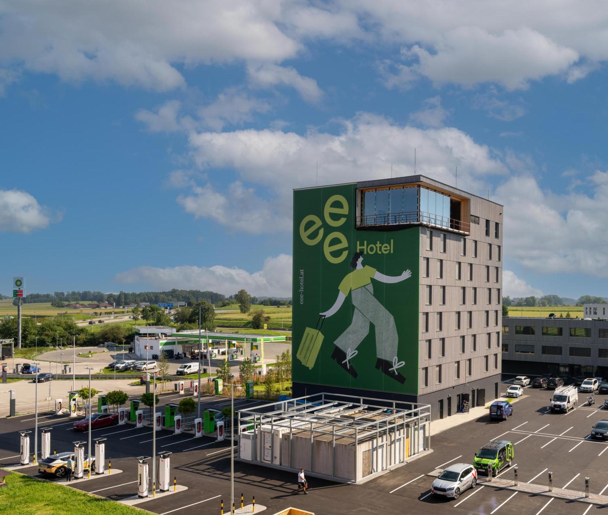 Eee Hotel Eberstalzell Екстериор снимка