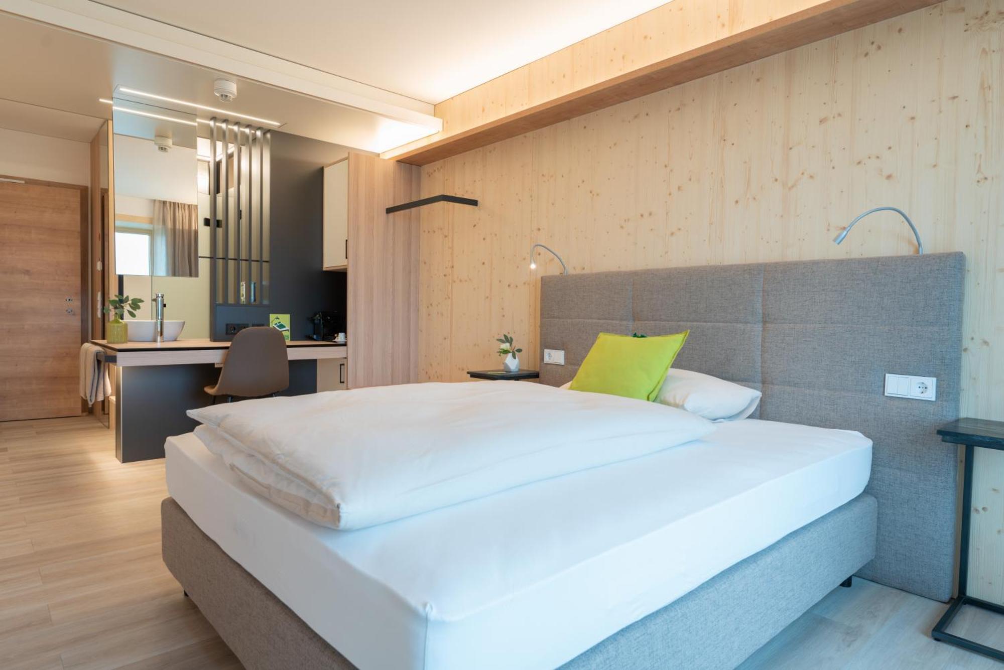 Eee Hotel Eberstalzell Екстериор снимка